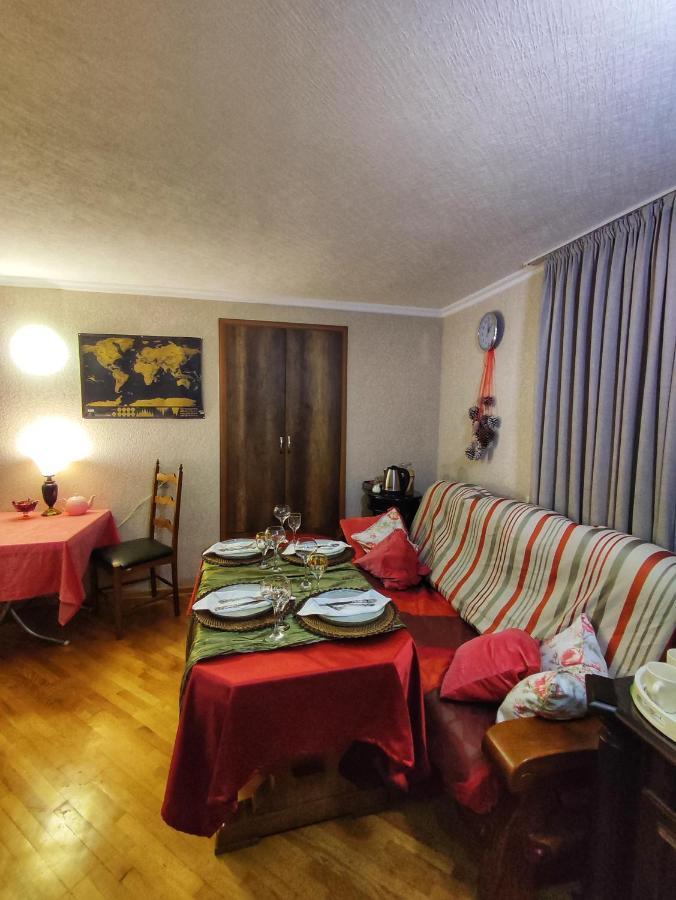 Friendly Guest House Kutaisi Dış mekan fotoğraf