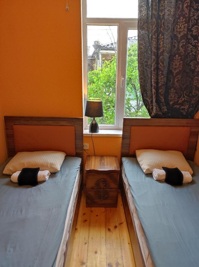 Friendly Guest House Kutaisi Dış mekan fotoğraf