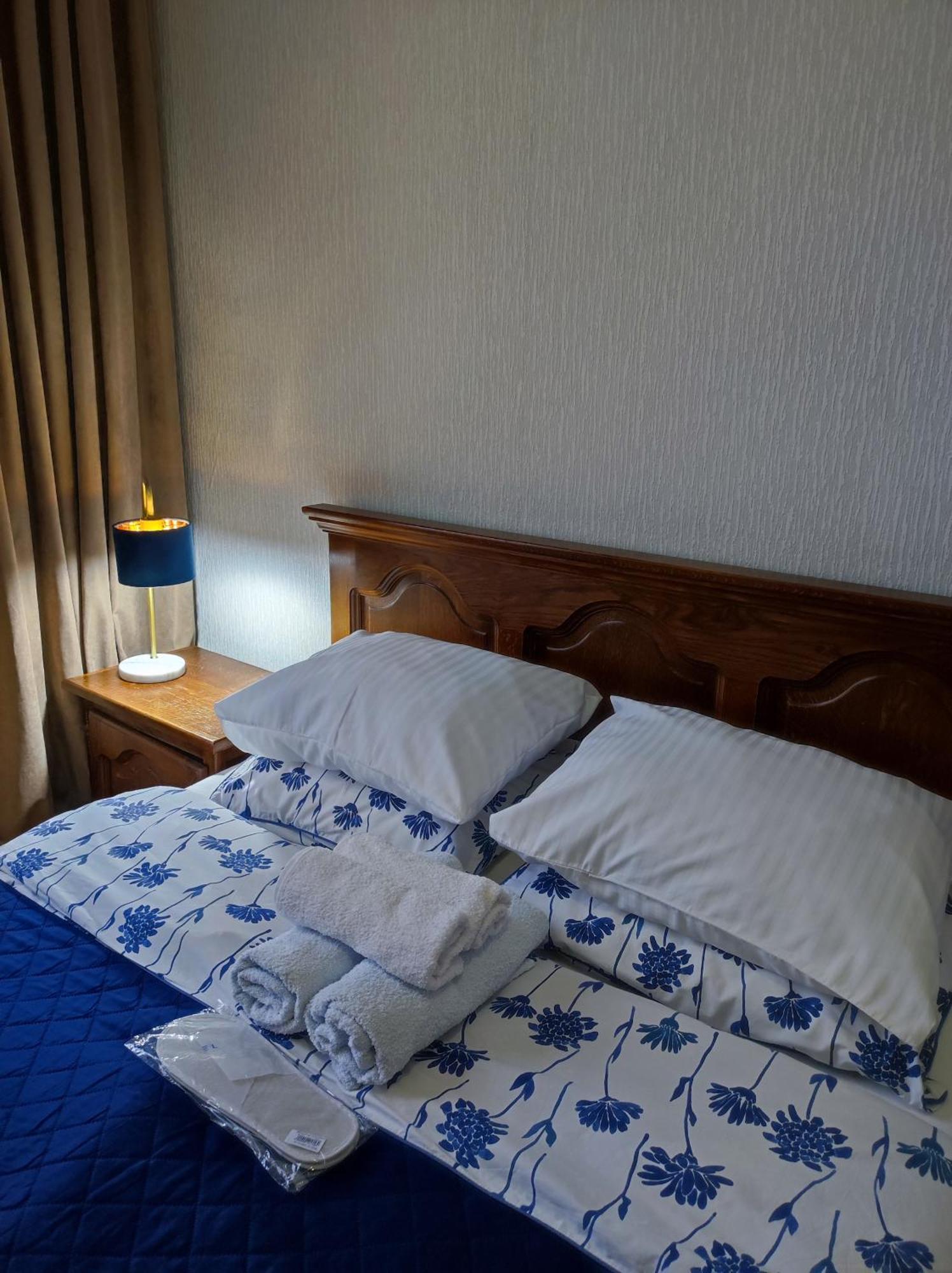 Friendly Guest House Kutaisi Dış mekan fotoğraf