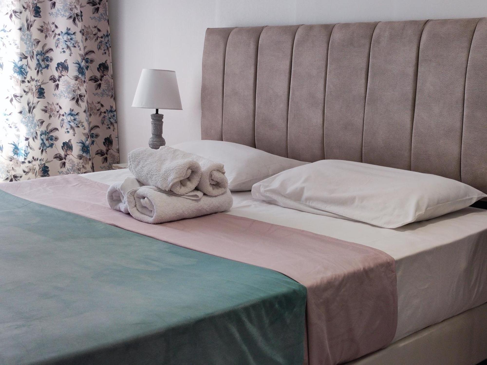 Friendly Guest House Kutaisi Dış mekan fotoğraf
