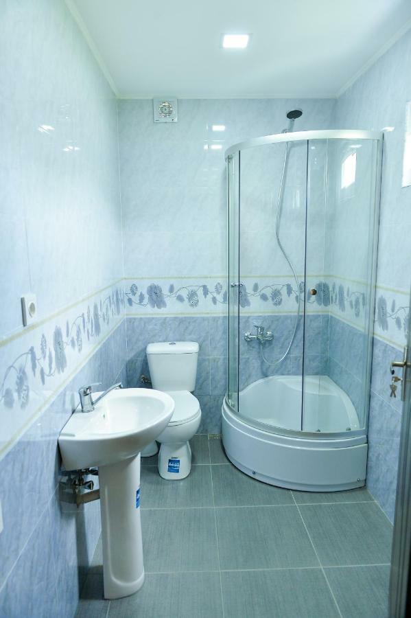 Friendly Guest House Kutaisi Dış mekan fotoğraf