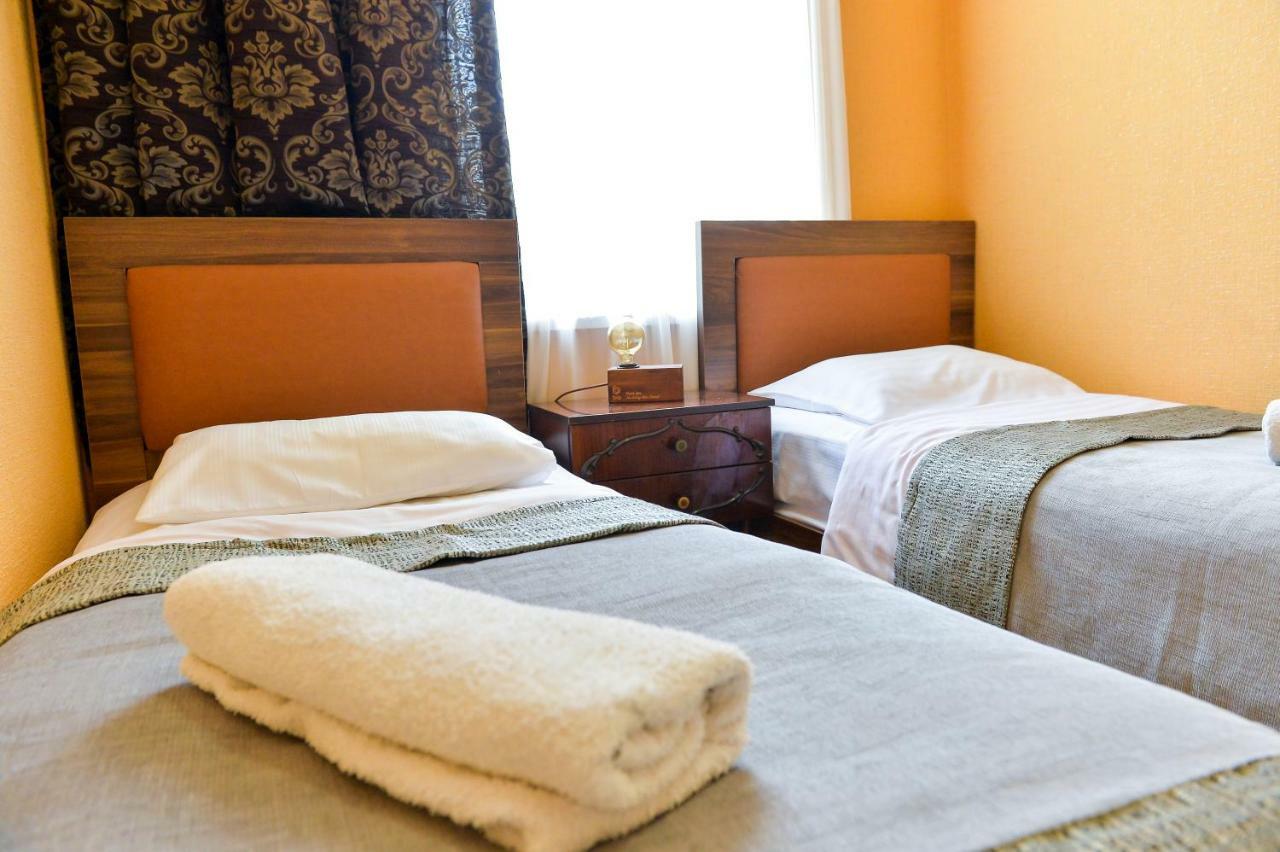 Friendly Guest House Kutaisi Dış mekan fotoğraf